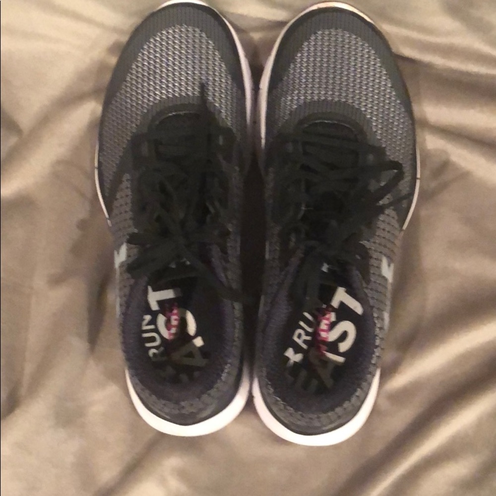 Running shoes